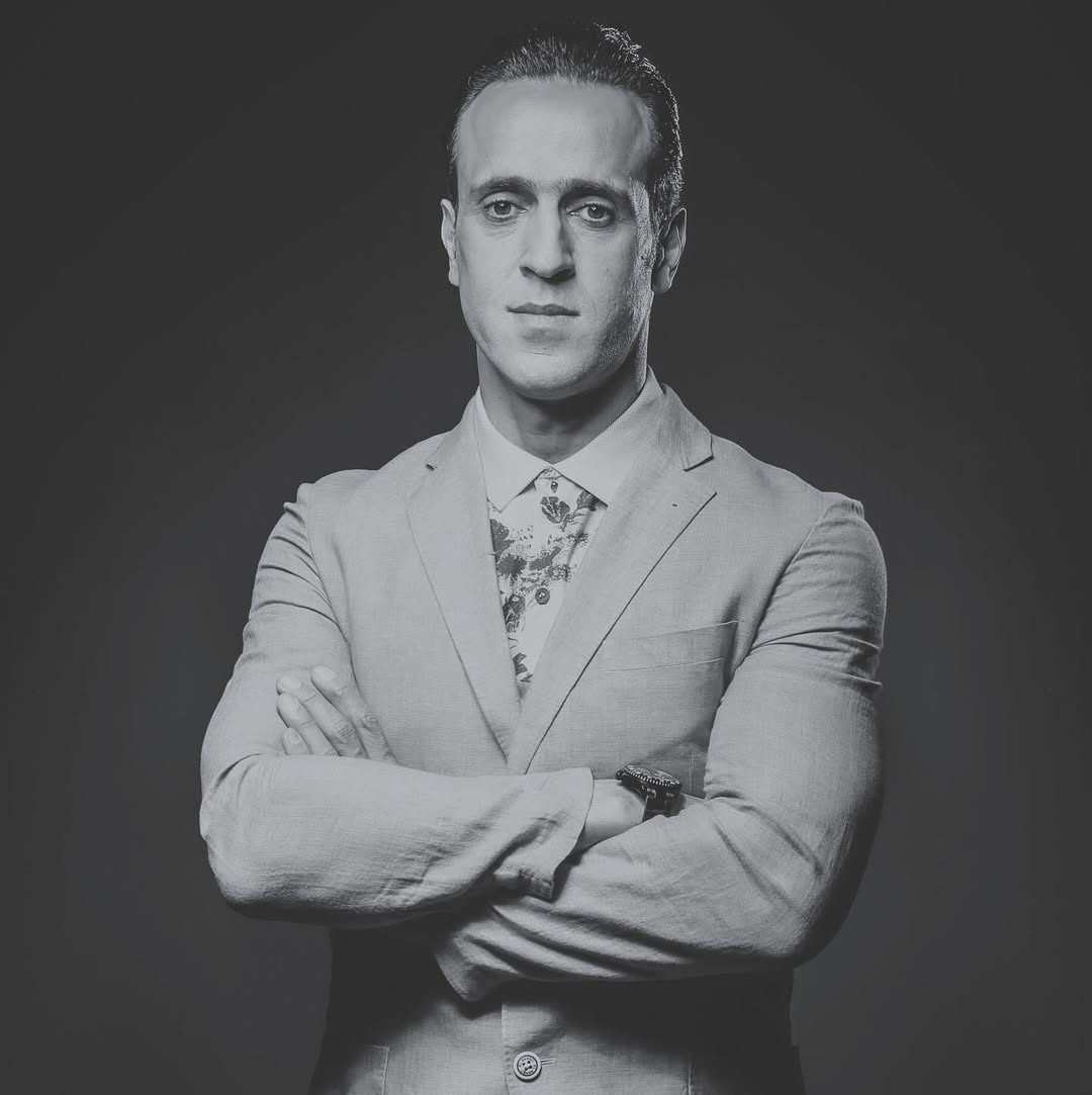 عکس پروفایل علی کریمی