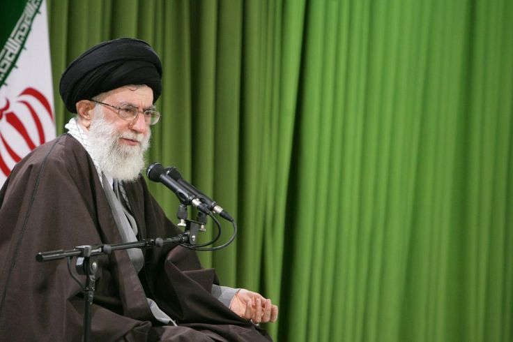 سید علی خامنه ای بیوگرافی