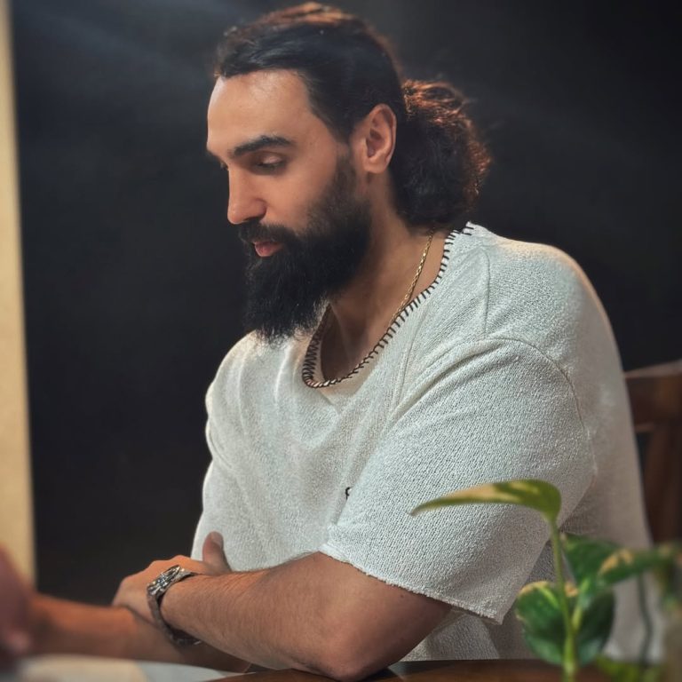 عکس پوریا فیاضی والیبالیست