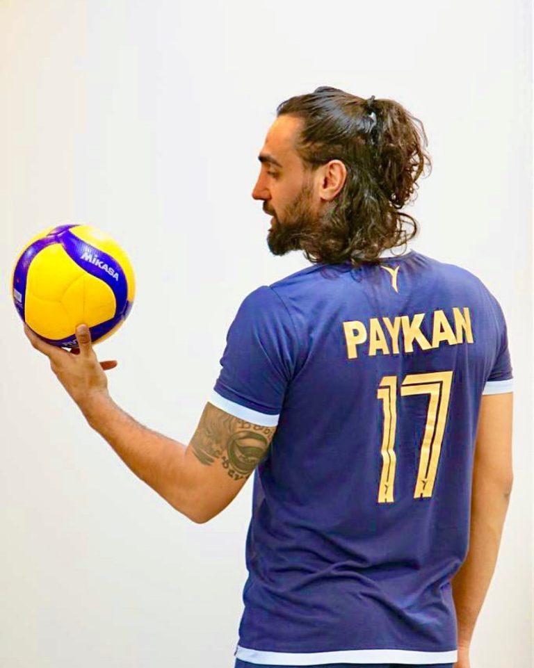 والپیپر پوریا فیاضی