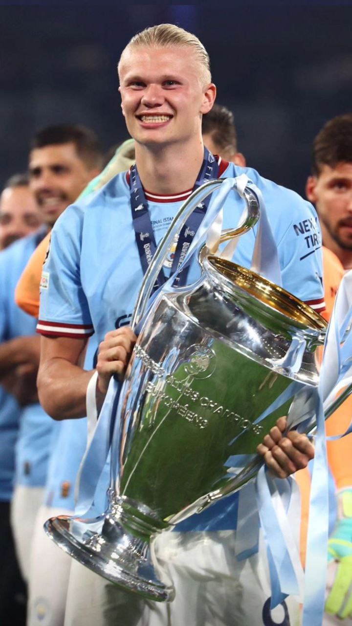 ارلینگ هالند عکس