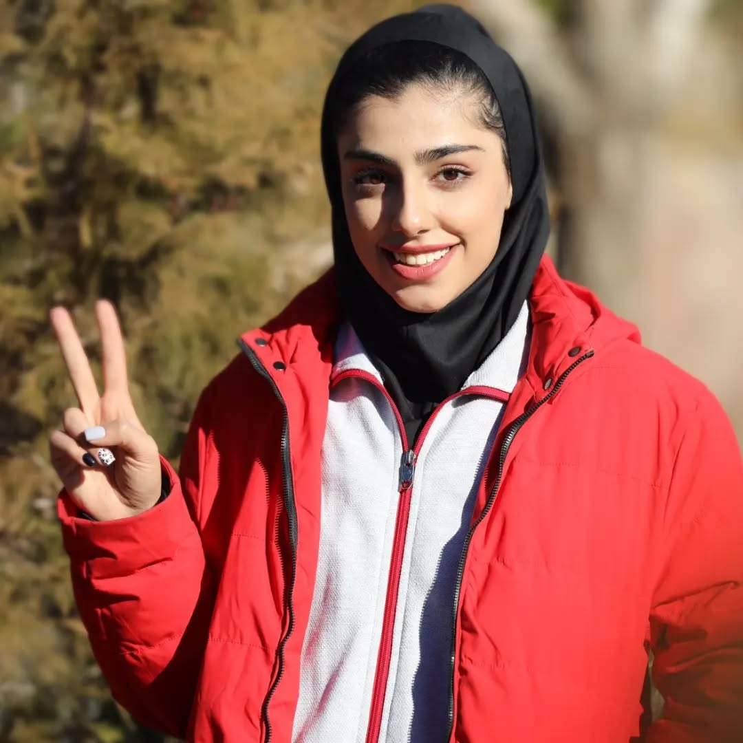 عکس جذاب مهلا مومن زاده
