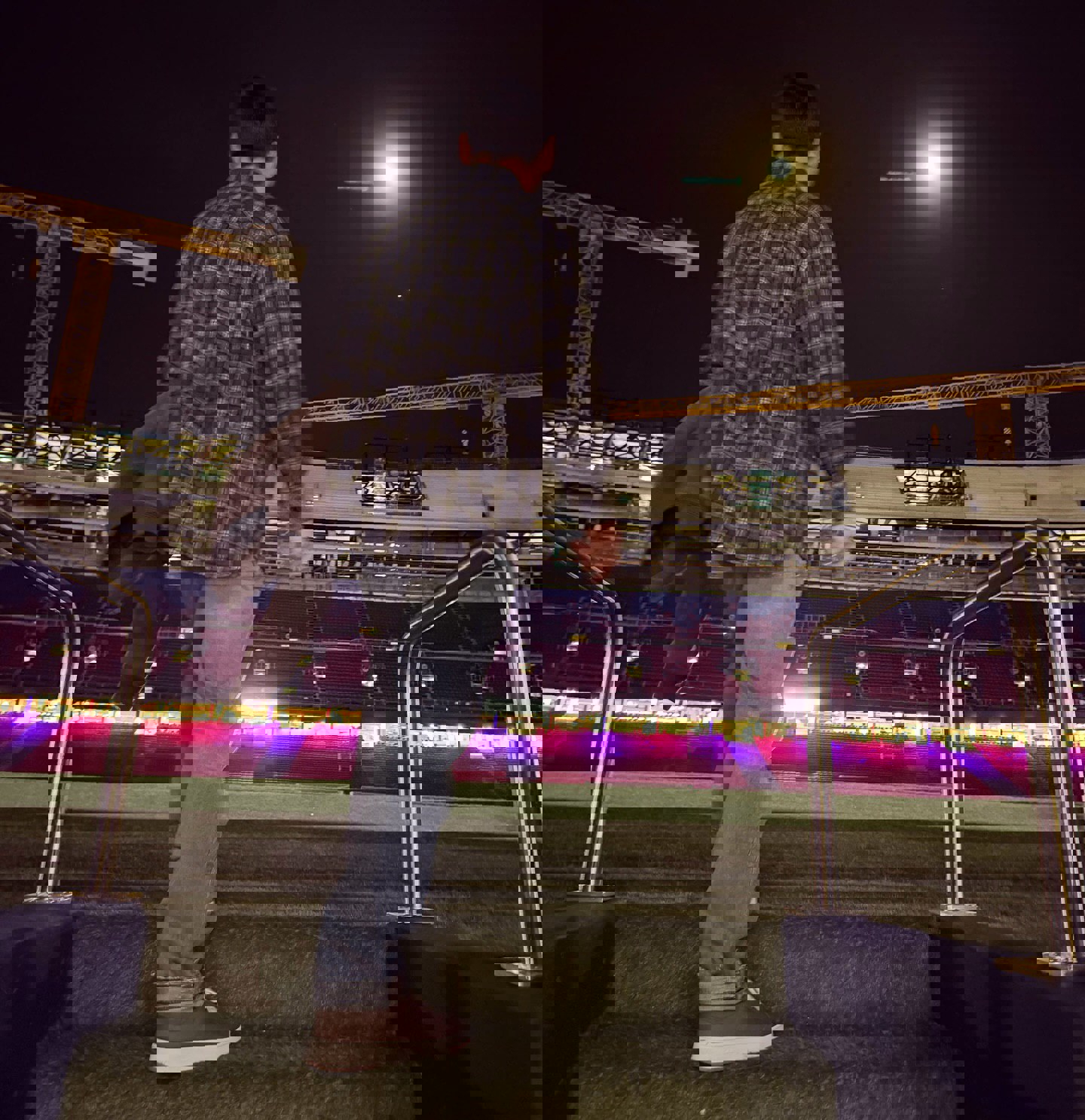 بازگشت لیونل مسی به بارسلونا