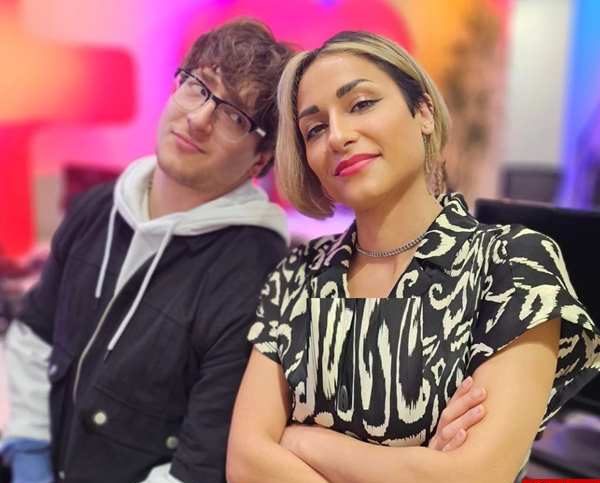 عکس آرزو من و تو شوهرش