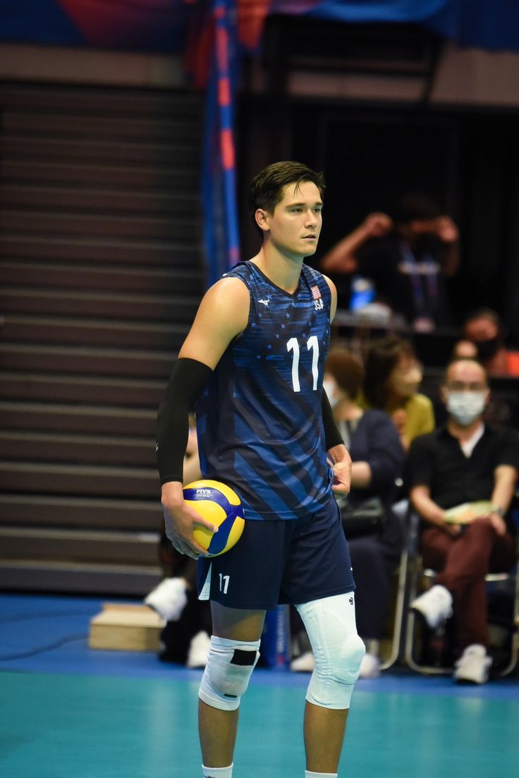 والپیپر میکا کریستنسون