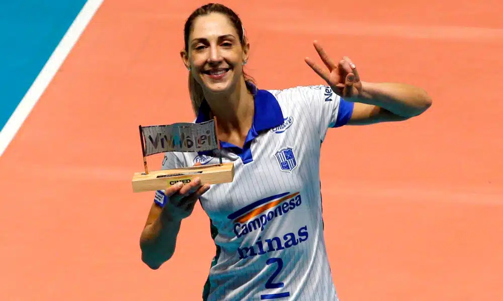 افتخارات کارول گاتاز