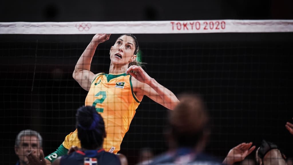 عکس پروفایل کارول گاتاز