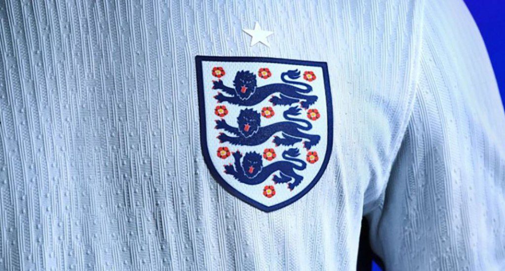 نماد تیم ملی انگلیس نماد تیم ملی انگلیس
