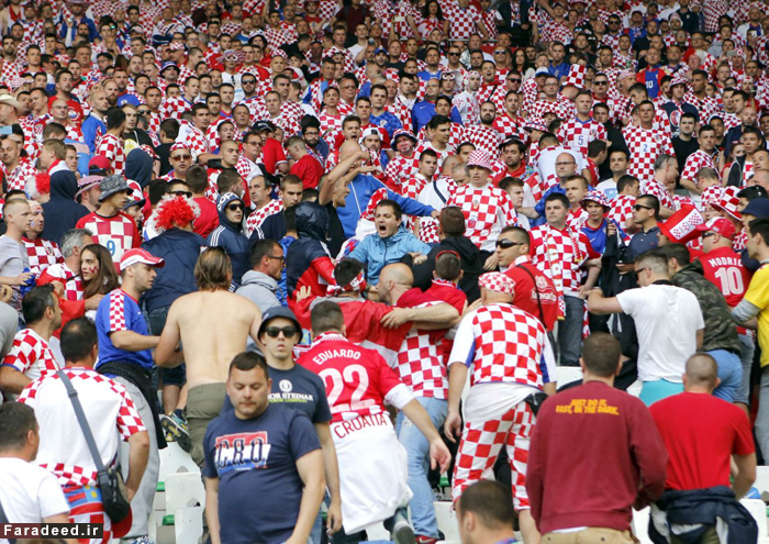 نماد هواداران فوتبال رواسی