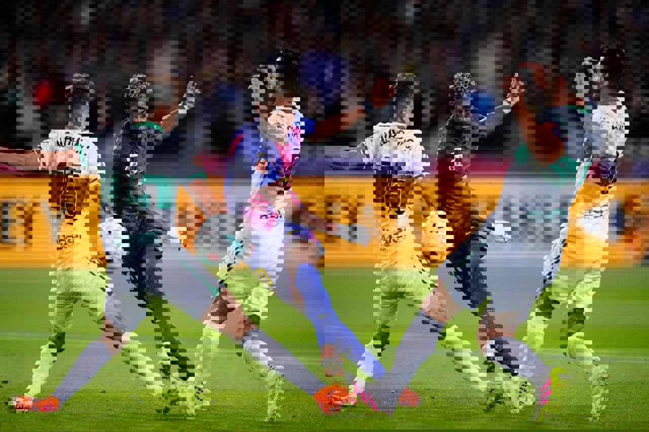 بازی امشب لامین یامال