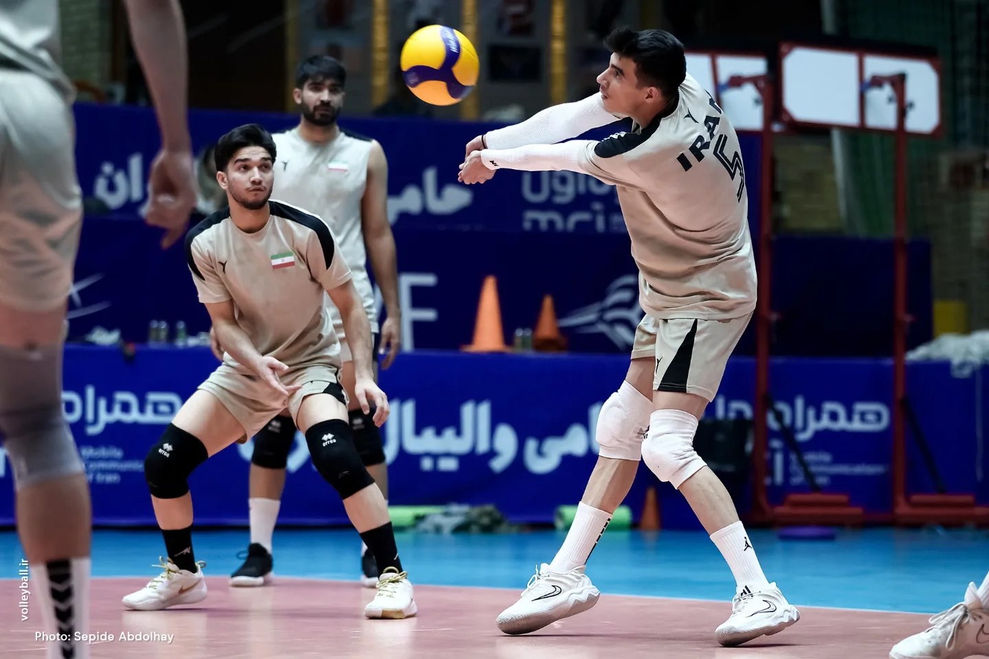 عکس امیررضا آفتاب آذری والیبالیست عکس امیررضا آفتاب آذری والیبالیست