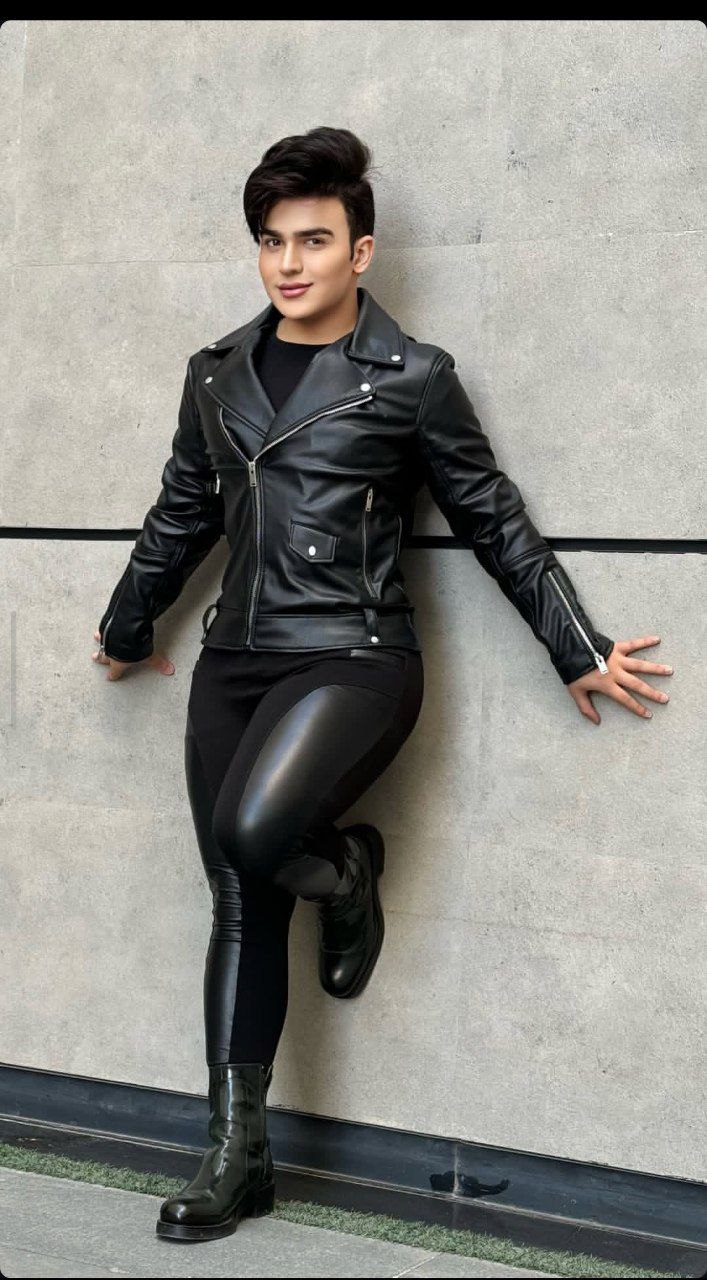 عکس سکسی شهاب بلاگر اینیستا عکس سکسی شهاب بلاگر اینیستا