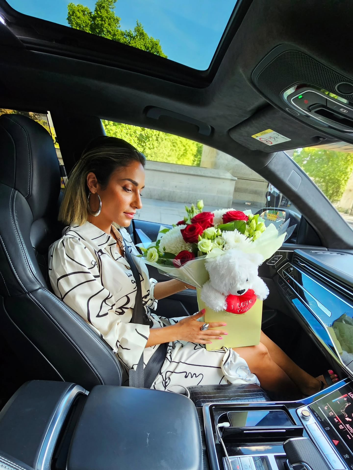 عکس پروفایل آرزو علی زلفی