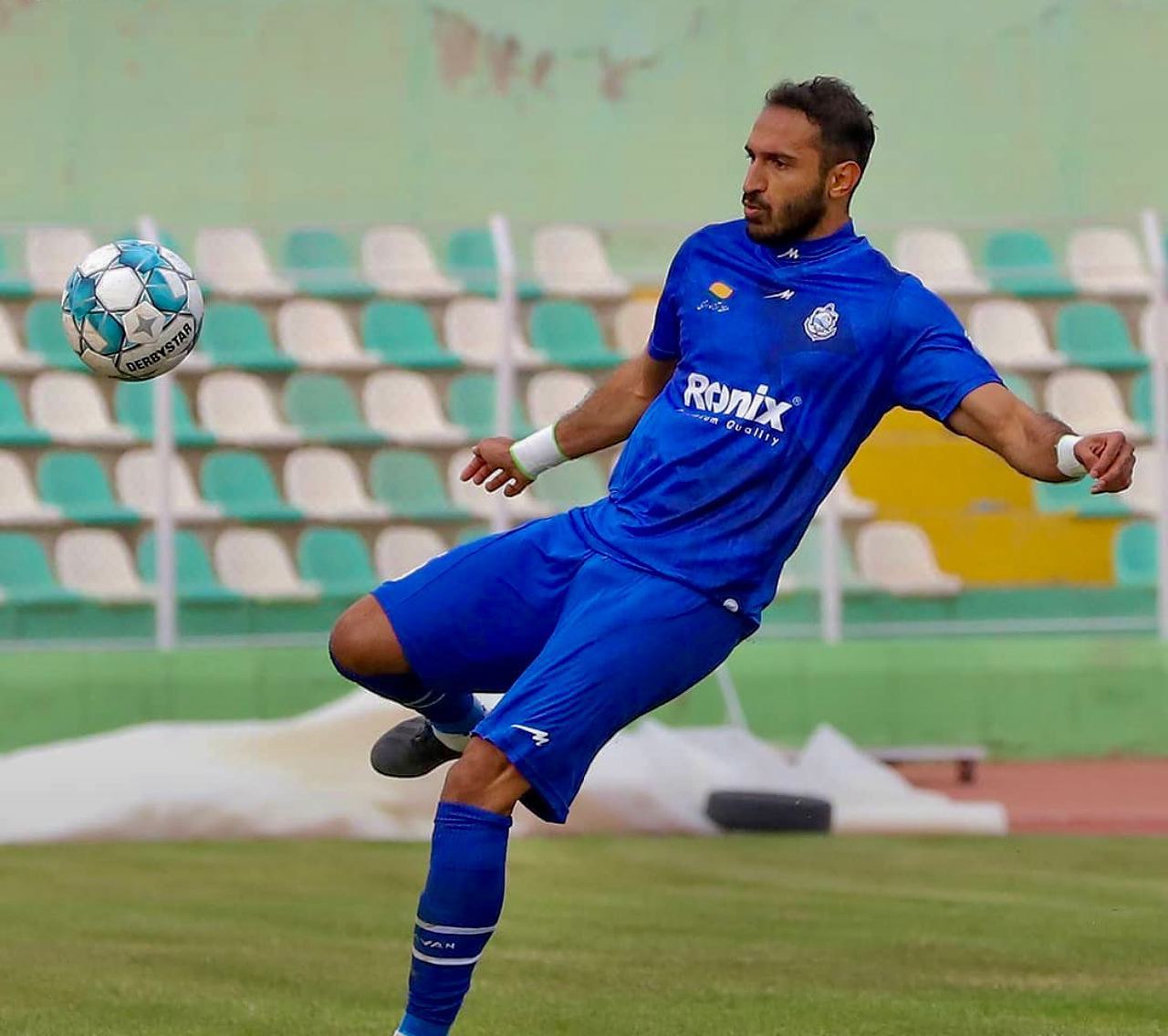 فوتبالیست سعید کریمی