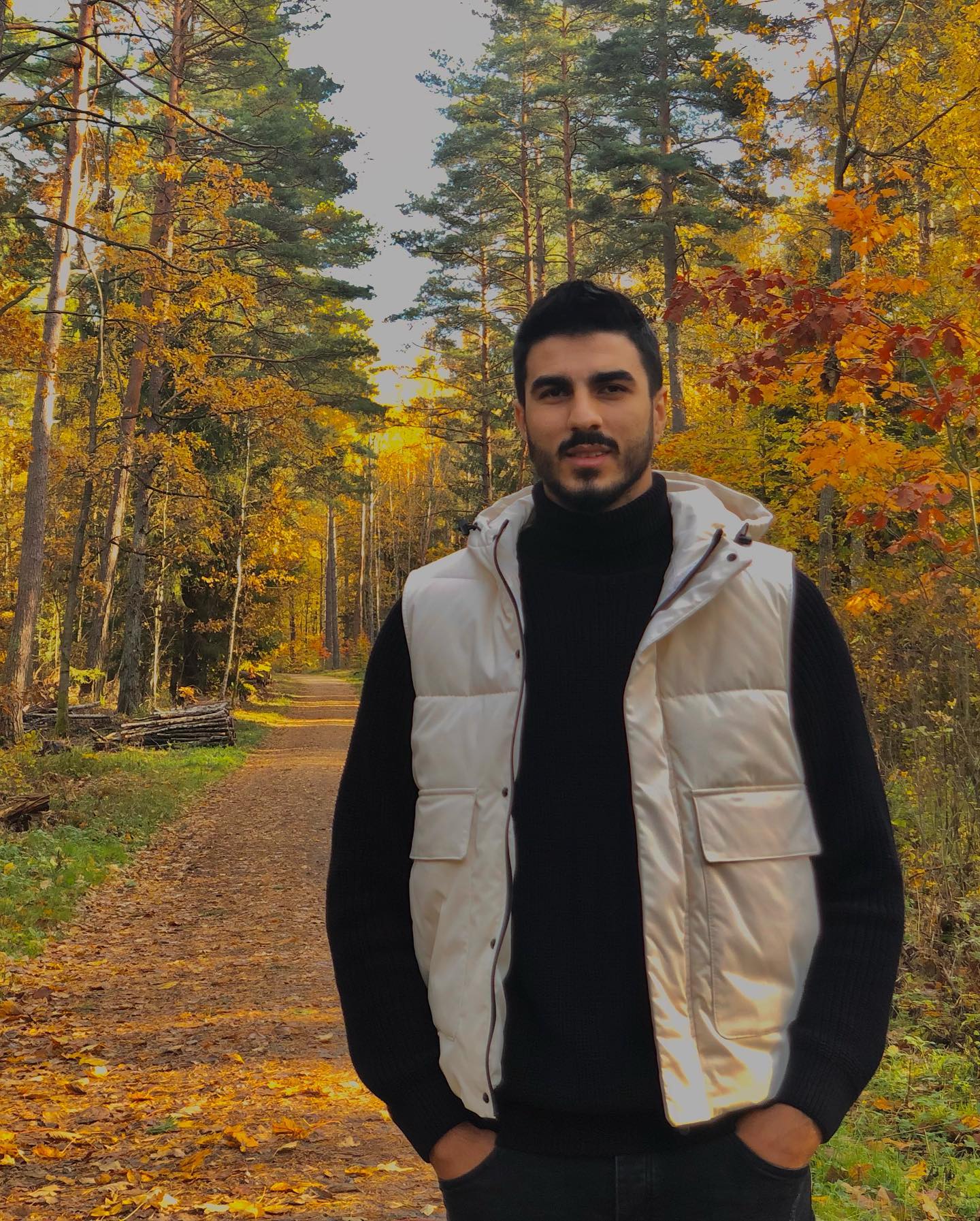 عکس پروفایل میثم صالحی