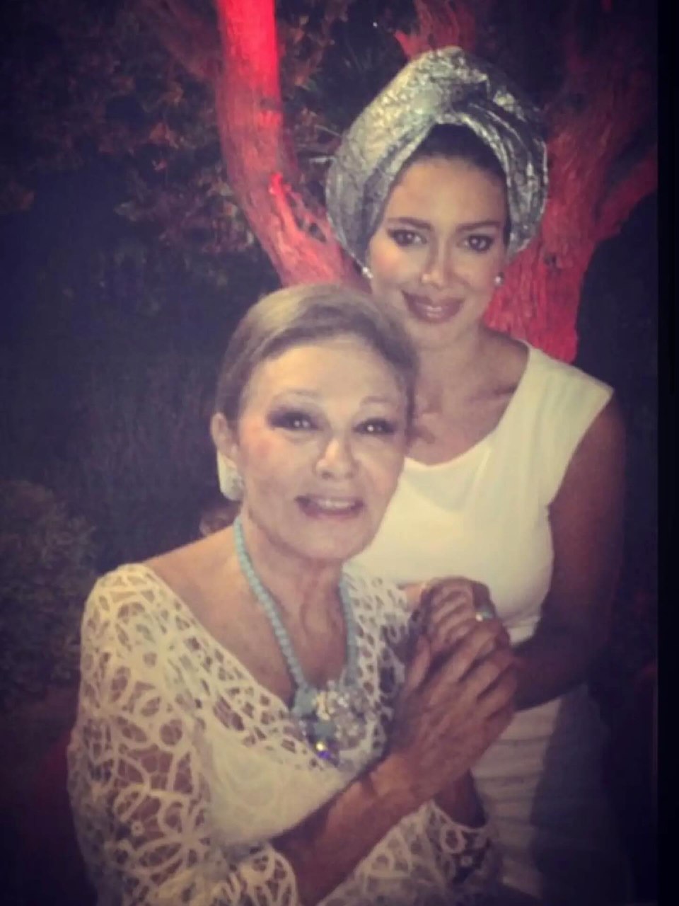 سحر بی نیاز و فرح پهلوی سحر بی نیاز و فرح پهلوی