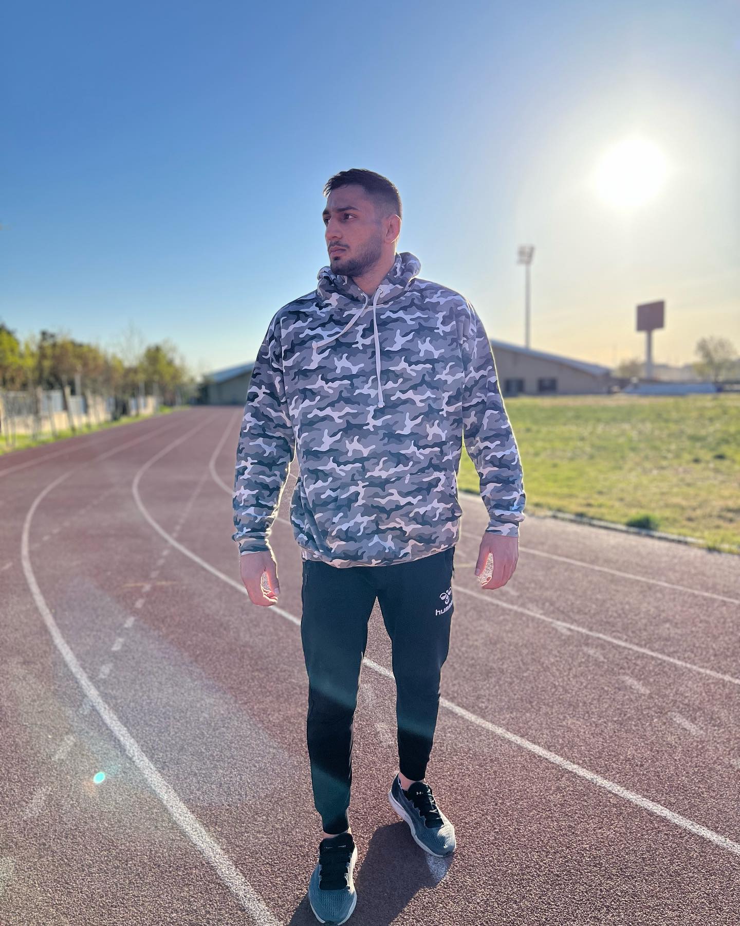 والپیپر امیر علی اذر پیرا