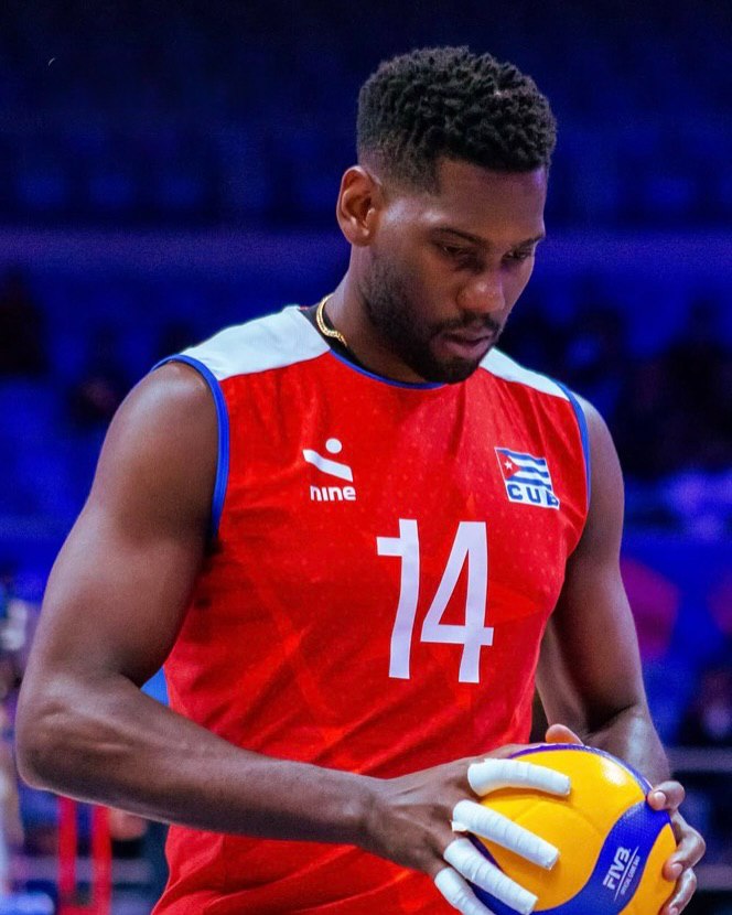 عکس های یوردان بیست والیبالیست عکس های یوردان بیست والیبالیست