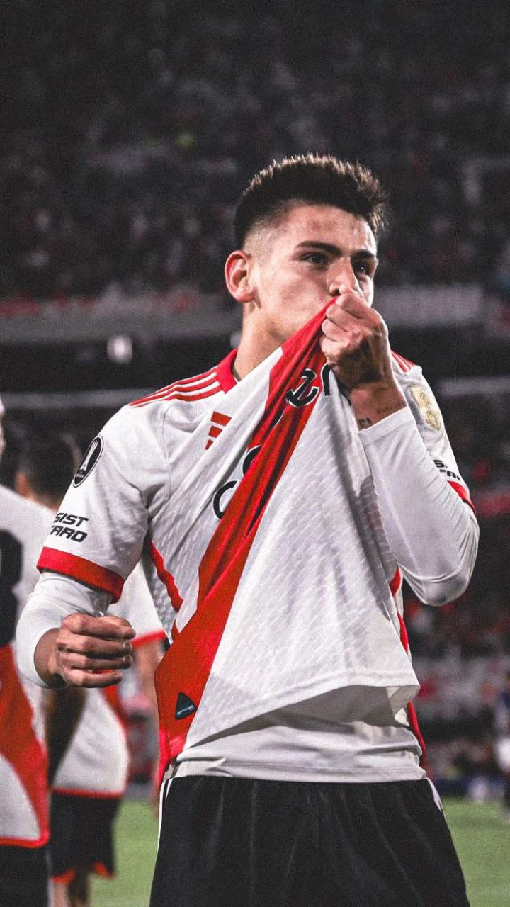 کلودیو اچوری تیم اروپا