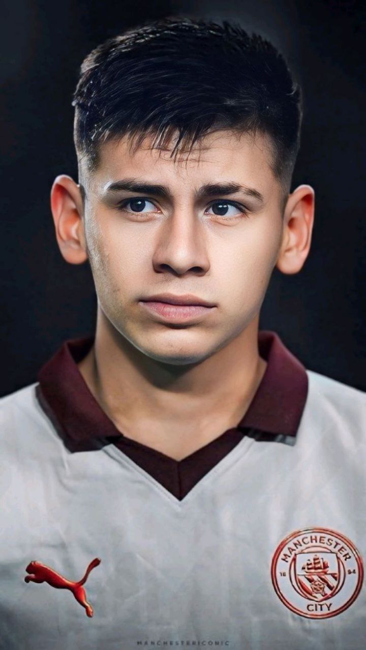 عکس کلودیو اچوری بازیکن فوتبال