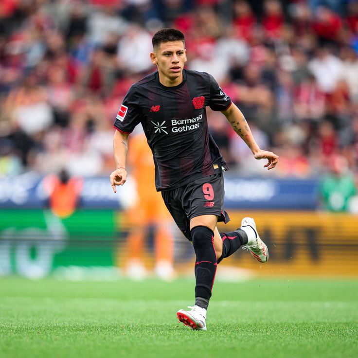 کلودیو اچوری ستاره