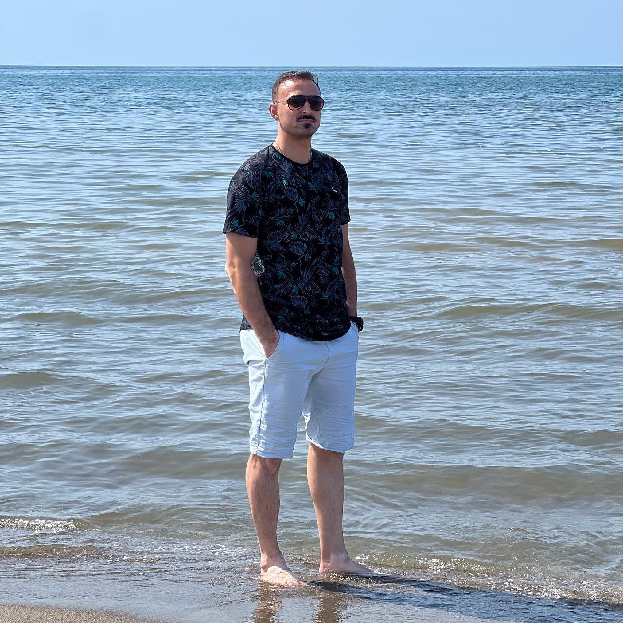 عکس فرهاد نظری افشار مربی مالدیو عکس فرهاد نظری افشار مربی مالدیو