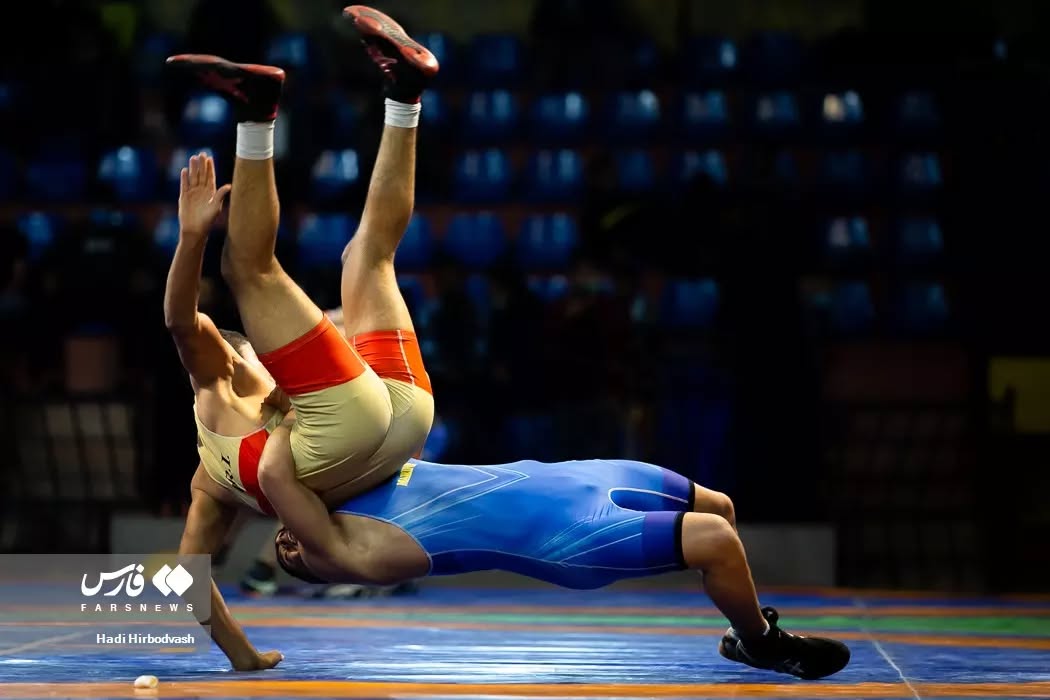 رضا قیطاسی عکس قدیمی رضا قیطاسی عکس قدیمی