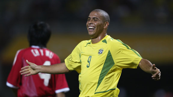 گل روبرتو کارلوس به چین گل روبرتو کارلوس به چین