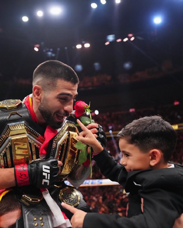 عکس پروفایل ایلیا توپوریا عکس پروفایل ایلیا توپوریا