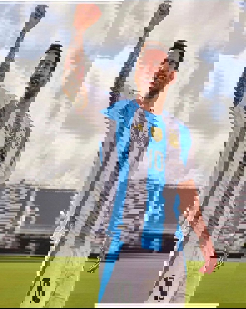 والپیپر مسی در لباس آرژانتین