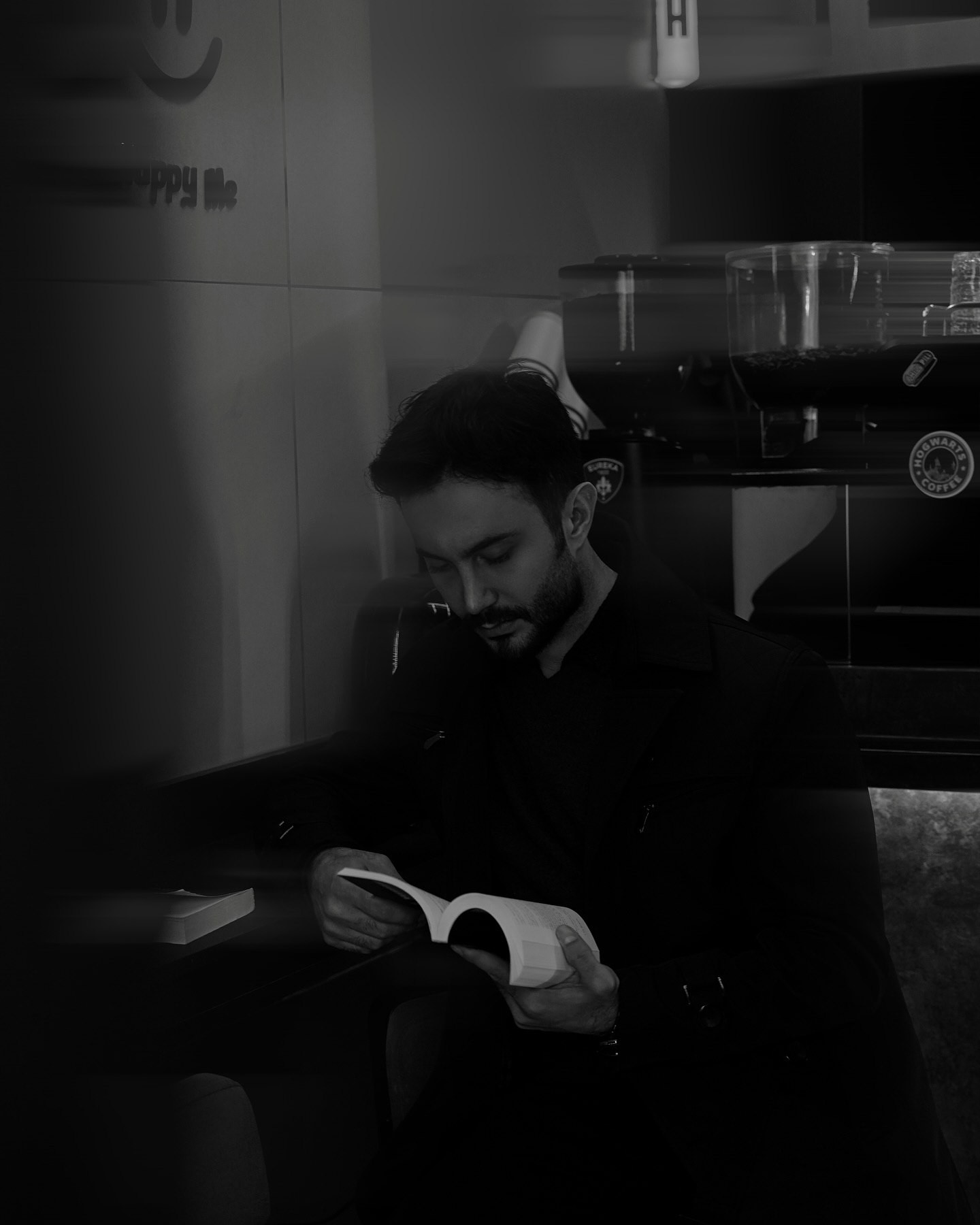 امید موذنی چند سال دارد