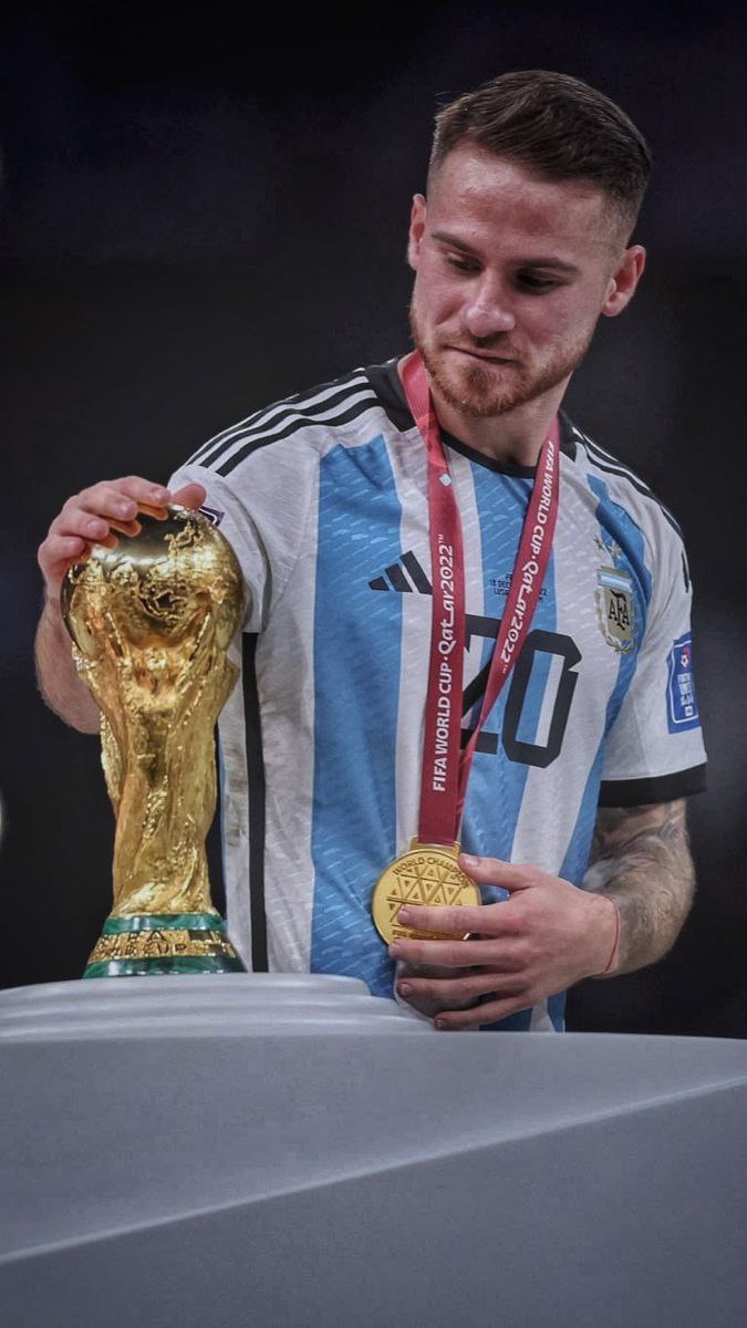 آمار الکسیس مک آلیستر