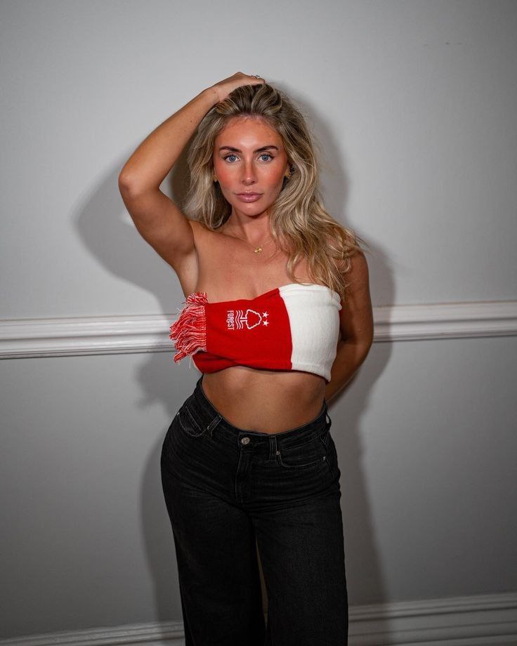 عکس پورن بانی بلو