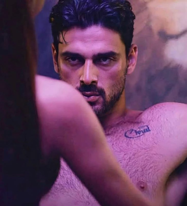 صحنه های سکسی فیلم ۳۶۵ روز