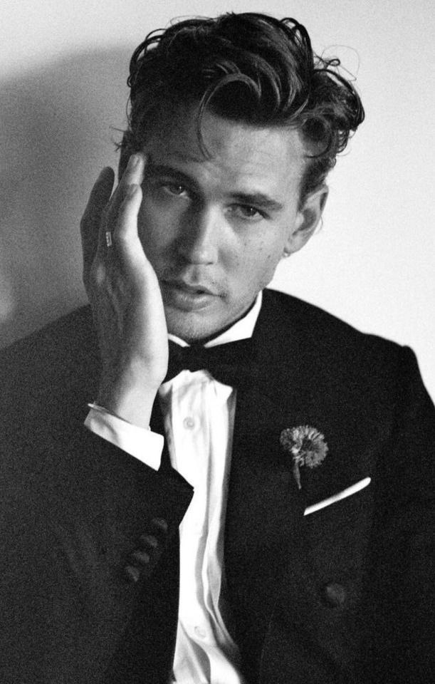 والپیپر آستین باتلر