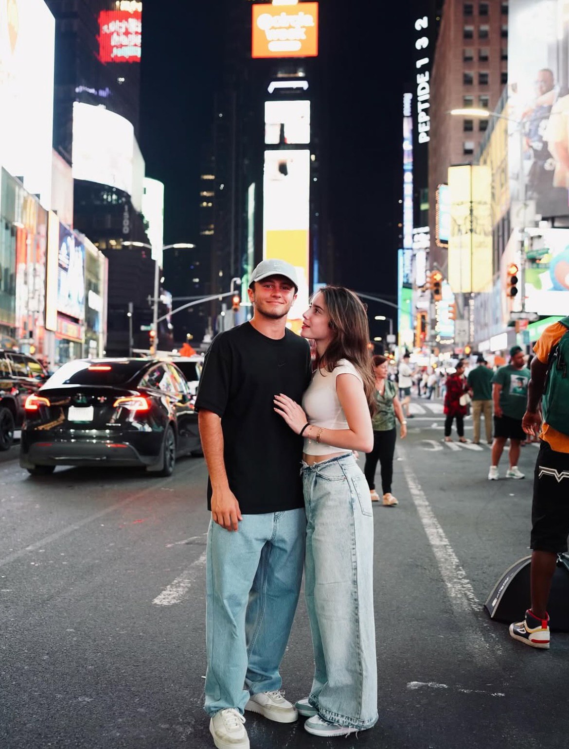 مادالنا آراگائو عکس مادالنا آراگائو عکس