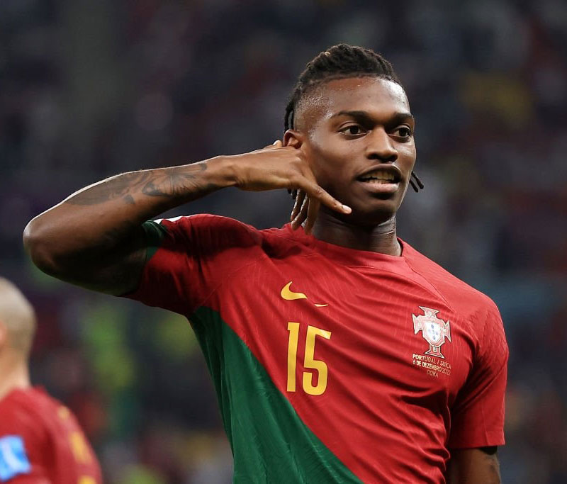 آمار رافائل لیائو