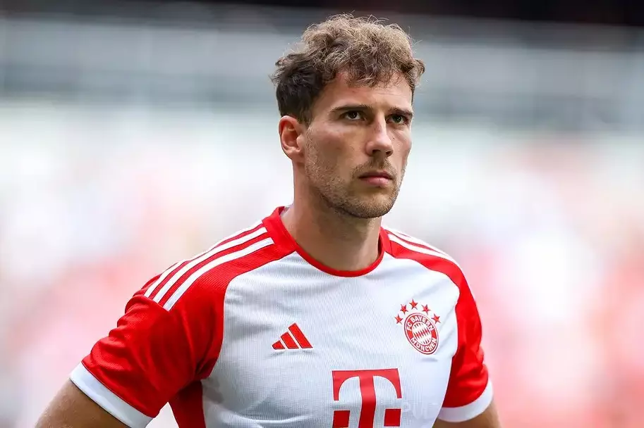 دستمزد لئون گورتسکا